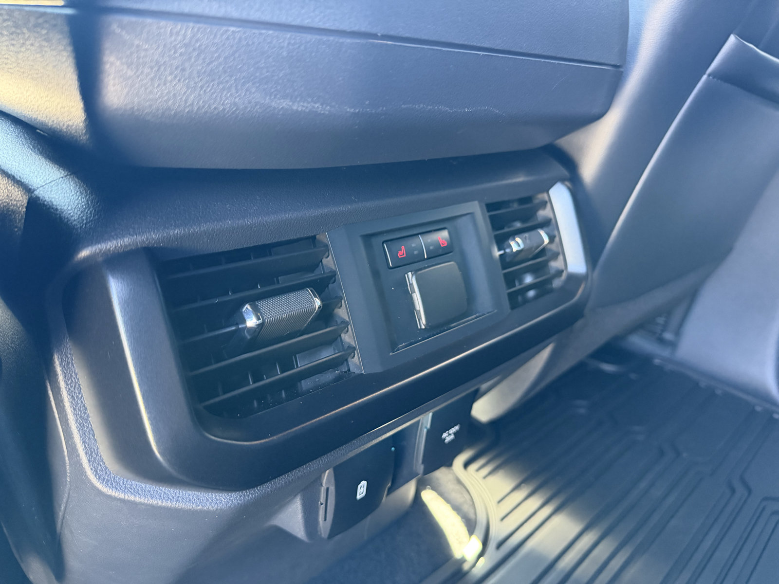 Used 2025 Ford F150 Raptor AWD/4WD image 15
