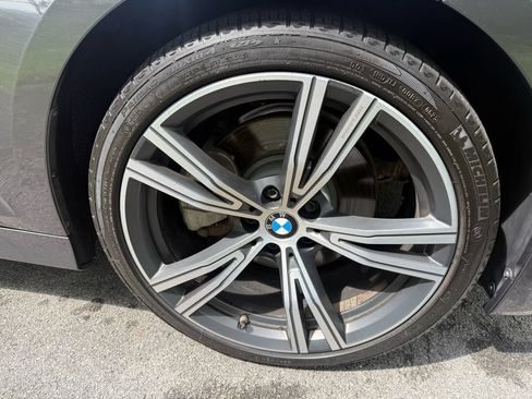 Used 2020 BMW 330i xDrive Sedan w/ M Sport Package AWD/4WD image 14