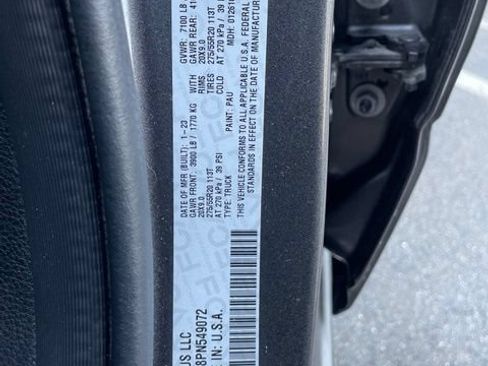 Used 2023 RAM 1500 Laramie AWD/4WD image 35