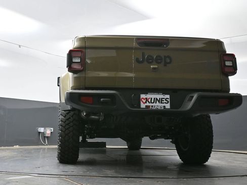 New 2026 Jeep Gladiator Willys AWD/4WD image 42