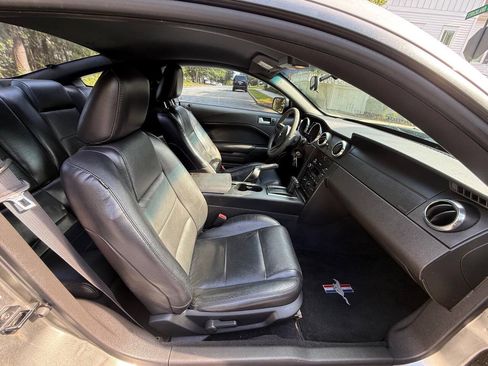 Used 2008 Ford Mustang Coupe RWD image 14