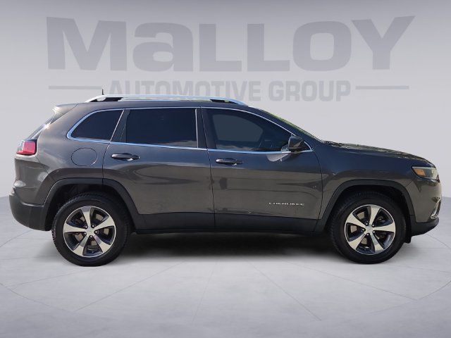 Used 2019 Jeep Cherokee Limited AWD/4WD image 6