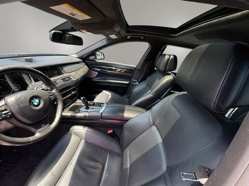 Used 2015 BMW 750Li xDrive AWD/4WD image 11