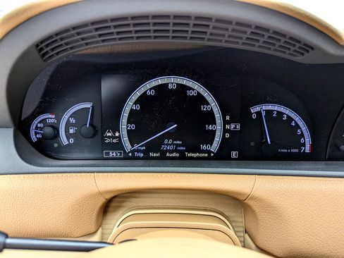 Used 2013 Mercedes-Benz CL 550 4MATIC image 19