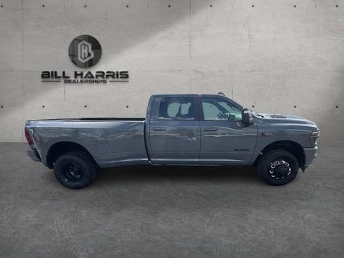 New 2026 RAM 3500 Laramie AWD/4WD image 4