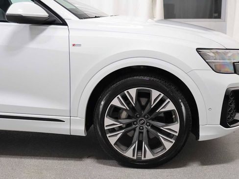 Used 2025 Audi Q8 Premium Plus w/ Premium Plus Package image 11