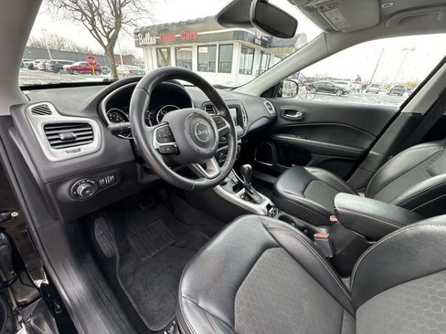 Used 2018 Jeep Compass Latitude w/ Popular Equipment Group image 10