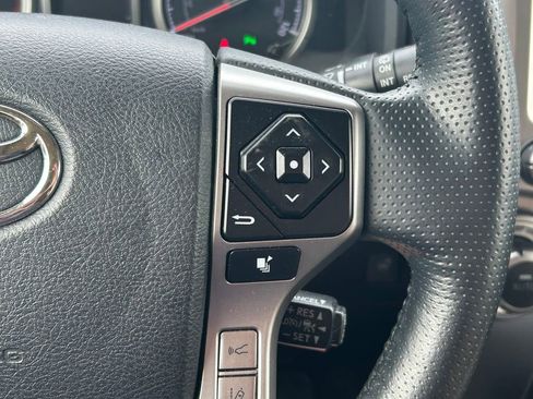 Used 2024 Toyota 4Runner Limited RWD image 40
