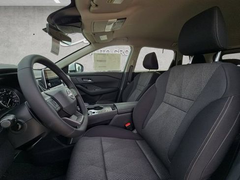 New 2026 Nissan Rogue SV FWD image 19