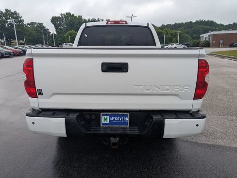 Used 2018 Toyota Tundra Limited w/ Limited Premium Package AWD/4WD image 4