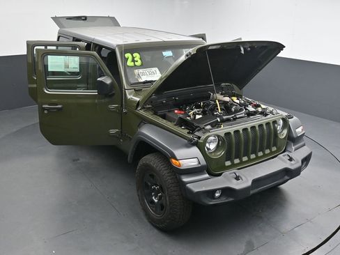 Used 2023 Jeep Wrangler Unlimited Sport AWD/4WD image 37