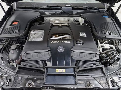 Used 2021 Mercedes-Benz AMG GT 63 image 48