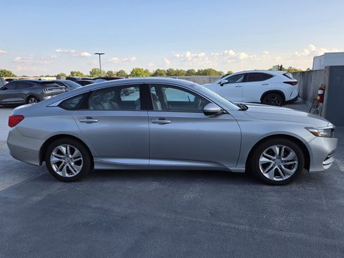 Used 2019 Honda Accord LX image 6