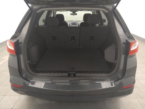 Used 2021 Chevrolet Equinox LS w/ LS Convenience Package AWD/4WD image 29