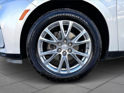 Used 2022 Buick Enclave Premium image 11