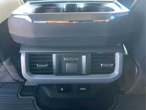 Used 2022 Ford F150 Lariat w/ Equipment Group 502A High image 29