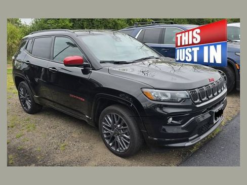 Used 2023 Jeep Compass Limited AWD/4WD image 1