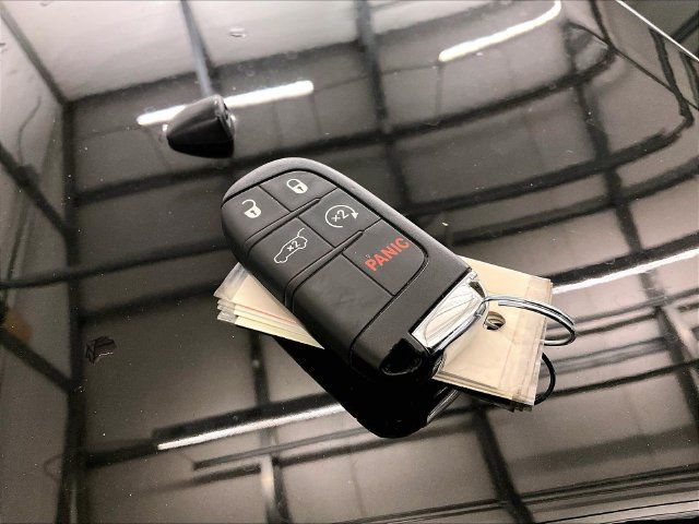 Used 2022 Jeep Compass Latitude w/ Convenience Group AWD/4WD image 9
