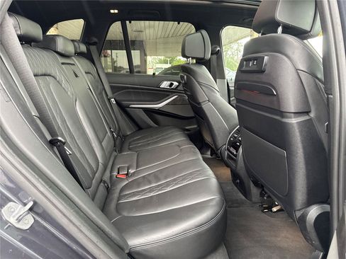 Used 2019 BMW X5 xDrive50i w/ M Sport Package AWD/4WD image 33