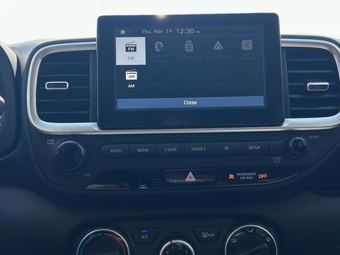 New 2026 Hyundai Venue SE FWD image 28