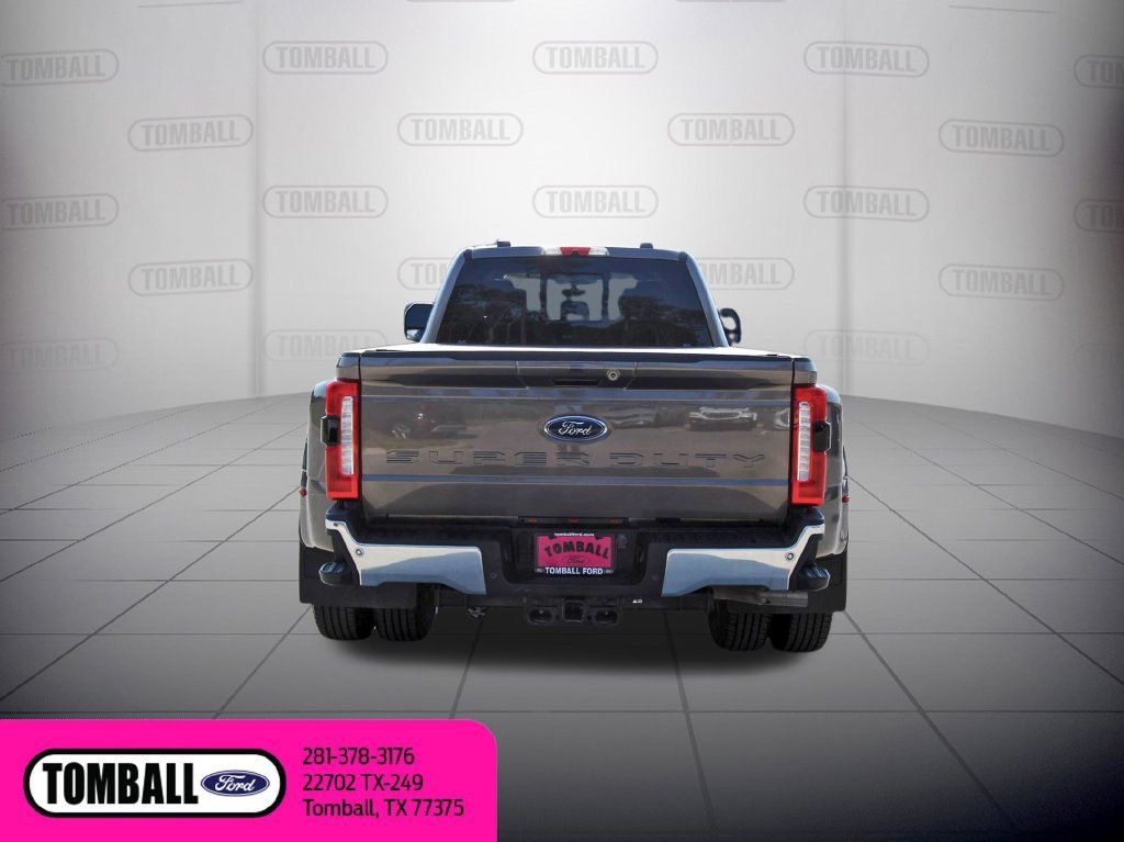 Used 2023 Ford F350 Lariat w/ Tow Technology Package AWD/4WD image 6