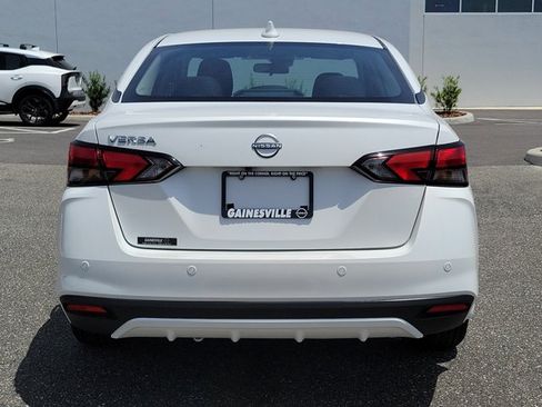 Used 2025 Nissan Versa SV w/ Trunk Package FWD image 5