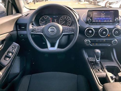 Certified 2021 Nissan Sentra S image 6