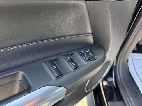 Used 2017 Ford Mustang Premium RWD image 21