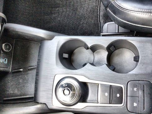 Used 2021 Ford Escape SEL w/ Technology Package image 16