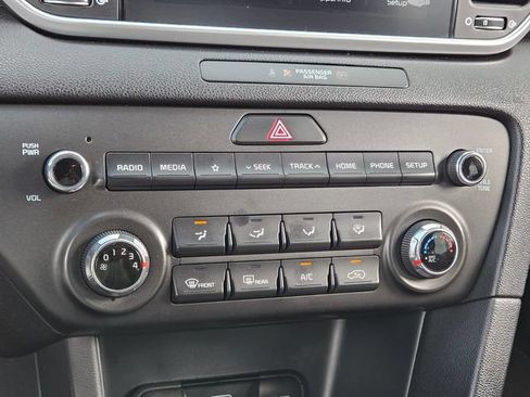 Used 2021 Kia Sportage LX FWD image 23