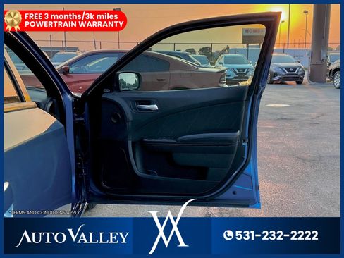 Used 2022 Dodge Charger R/T w/ Blacktop Package image 16
