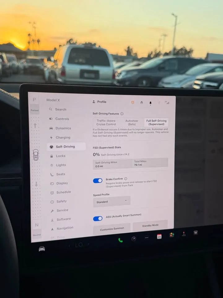 Used 2026 Tesla Model X AWD/4WD image 15
