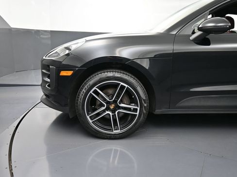 Certified 2020 Porsche Macan AWD/4WD image 12