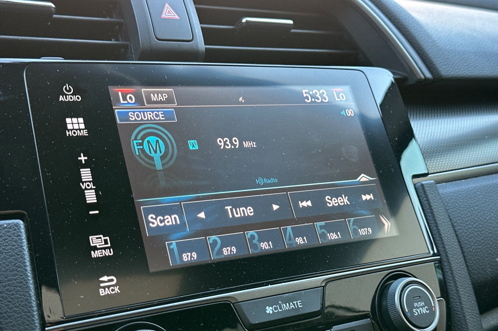 Used 2017 Honda Civic EX-L image 24