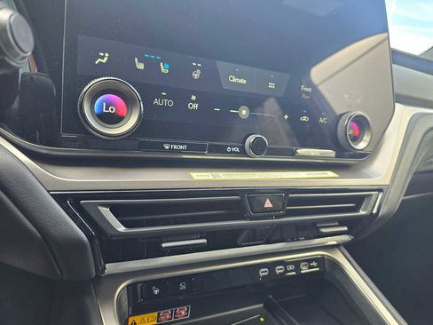 New 2026 Lexus TX 500h AWD image 29