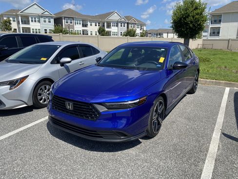 Used 2023 Honda Accord Sport image 13