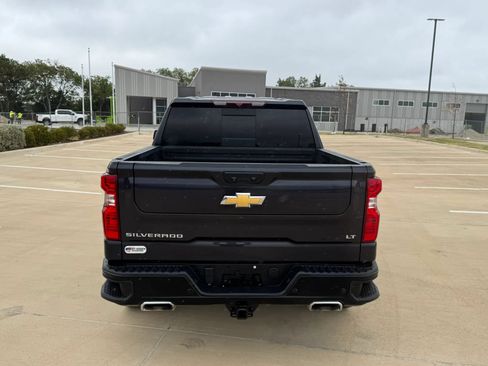 Used 2023 Chevrolet Silverado 1500 LT AWD/4WD image 8