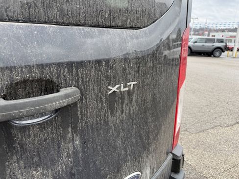 Used 2020 Ford Transit 150 XLT image 11