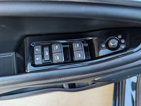 Used 2023 Jeep Grand Cherokee L Overland AWD/4WD image 20