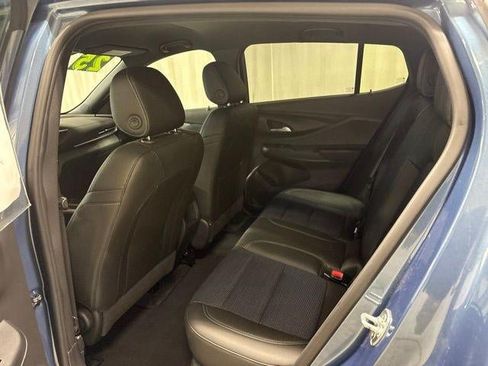Used 2025 Buick Envista Preferred FWD image 27