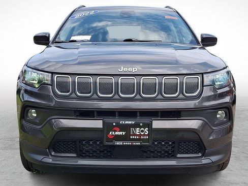 Used 2022 Jeep Compass Latitude w/ Sun and Sound Group AWD/4WD image 2