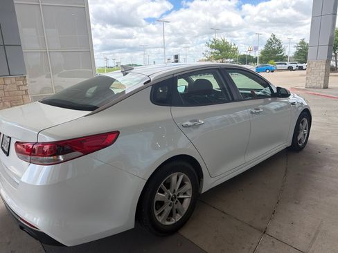 Used 2016 Kia Optima LX FWD image 14