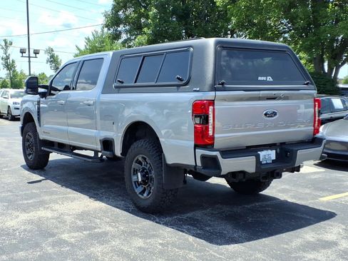 Used 2023 Ford F250 Lariat w/ Lariat Ultimate Package AWD/4WD image 6