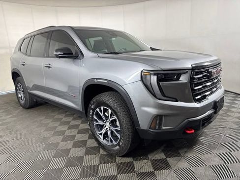Used 2026 GMC Acadia AT4 w/ Luxury Package AWD/4WD image 1