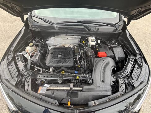 Used 2024 Buick Encore GX Sport Touring AWD/4WD image 35