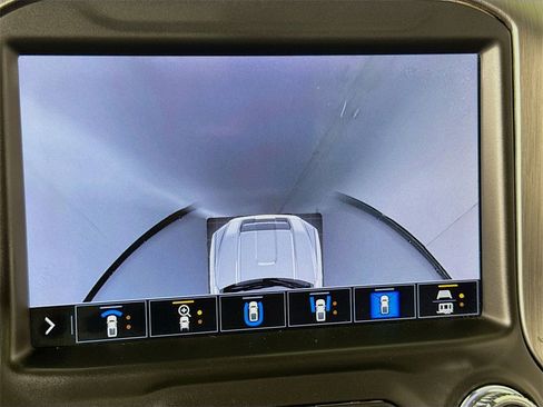 Used 2020 GMC Sierra 3500 Denali w/ Denali Ultimate Package image 46