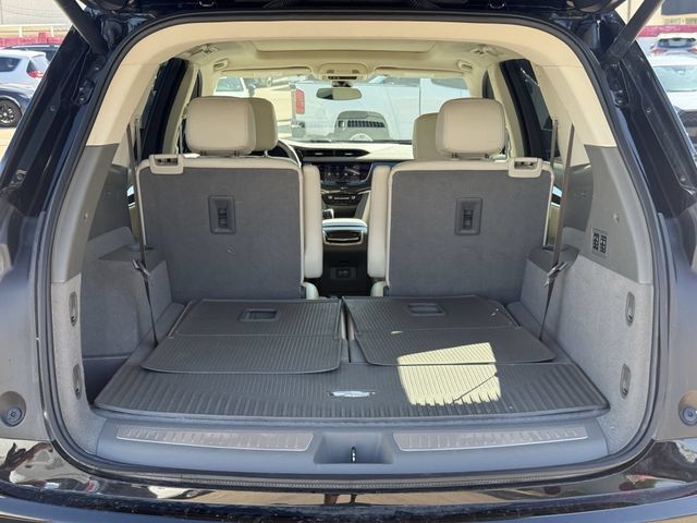 Used 2024 Cadillac XT6 Premium Luxury FWD image 32