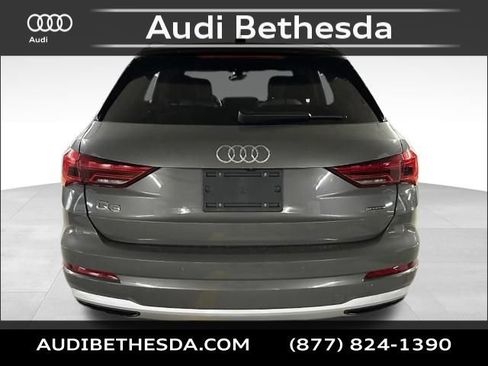 Used 2020 Audi Q3 2.0T Premium w/ Convenience Package AWD/4WD image 6