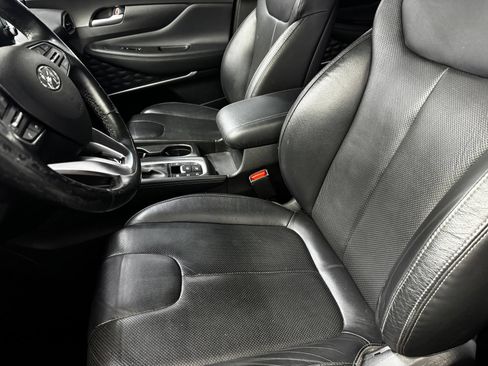 Used 2020 Hyundai Santa Fe Limited AWD/4WD image 10