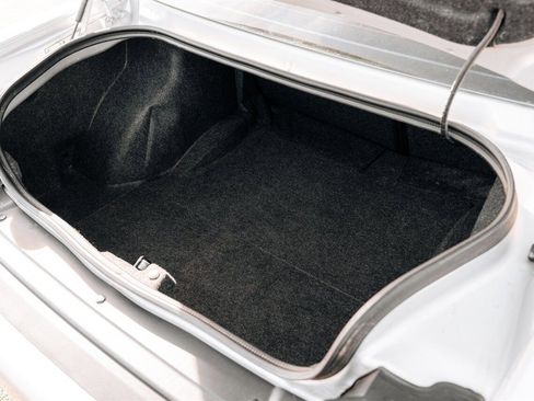 Used 2019 Dodge Challenger R/T w/ Plus Package image 36